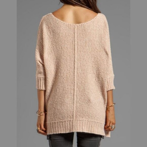 FREE PEOPLE REVOLVE COZY CAT OVERSIZED PULLOVER SWEATER CHAMPAGNE size S… - Picture 2 of 16